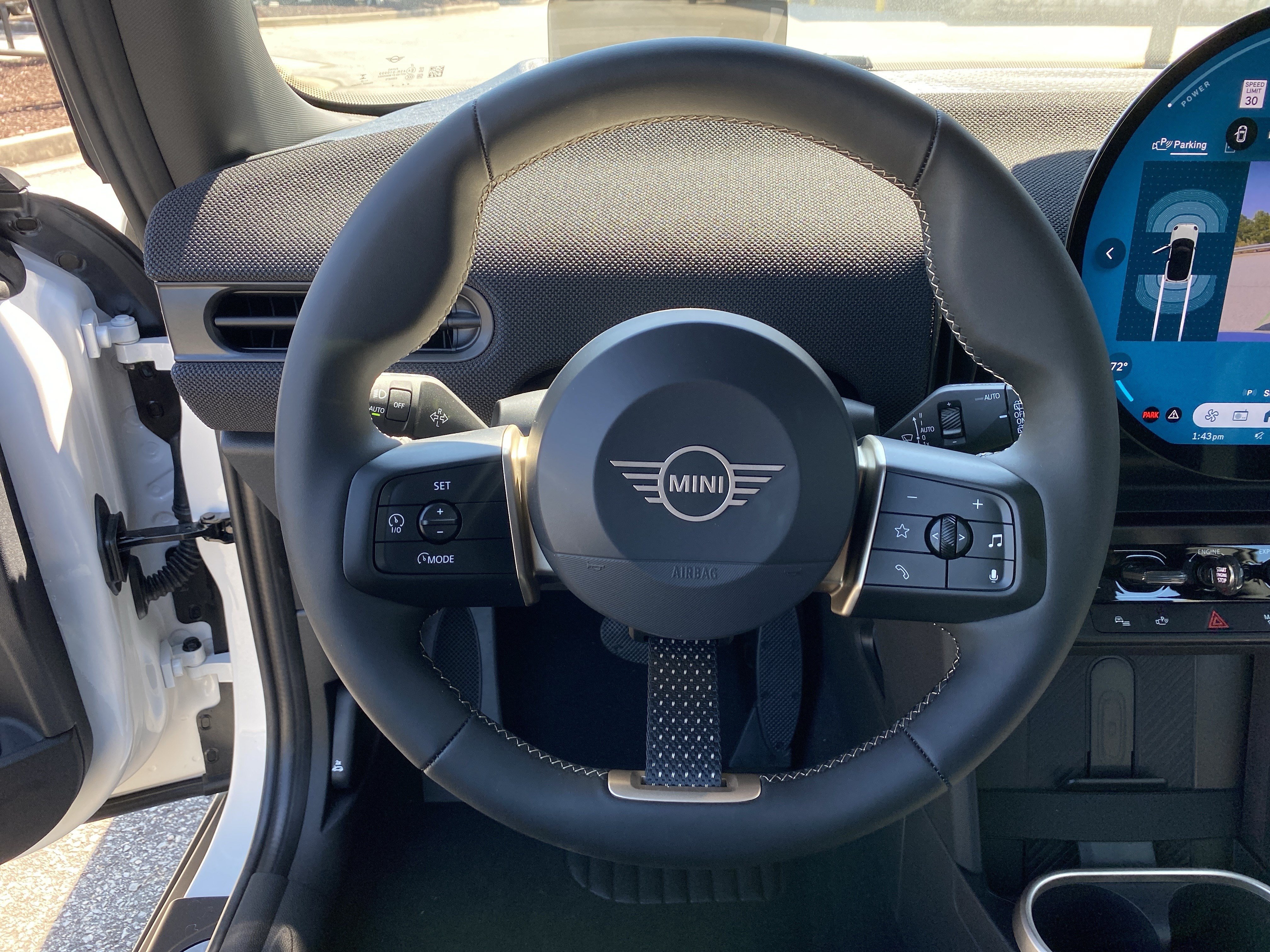 Used 2026 MINI Cooper 2-Door Hardtop FWD image 9