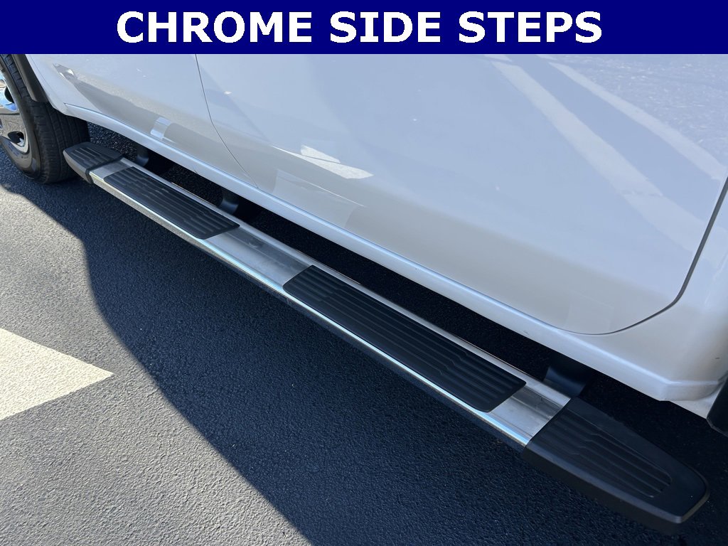 Used 2023 GMC Sierra 3500 SLT w/ SLT Premium Package image 8