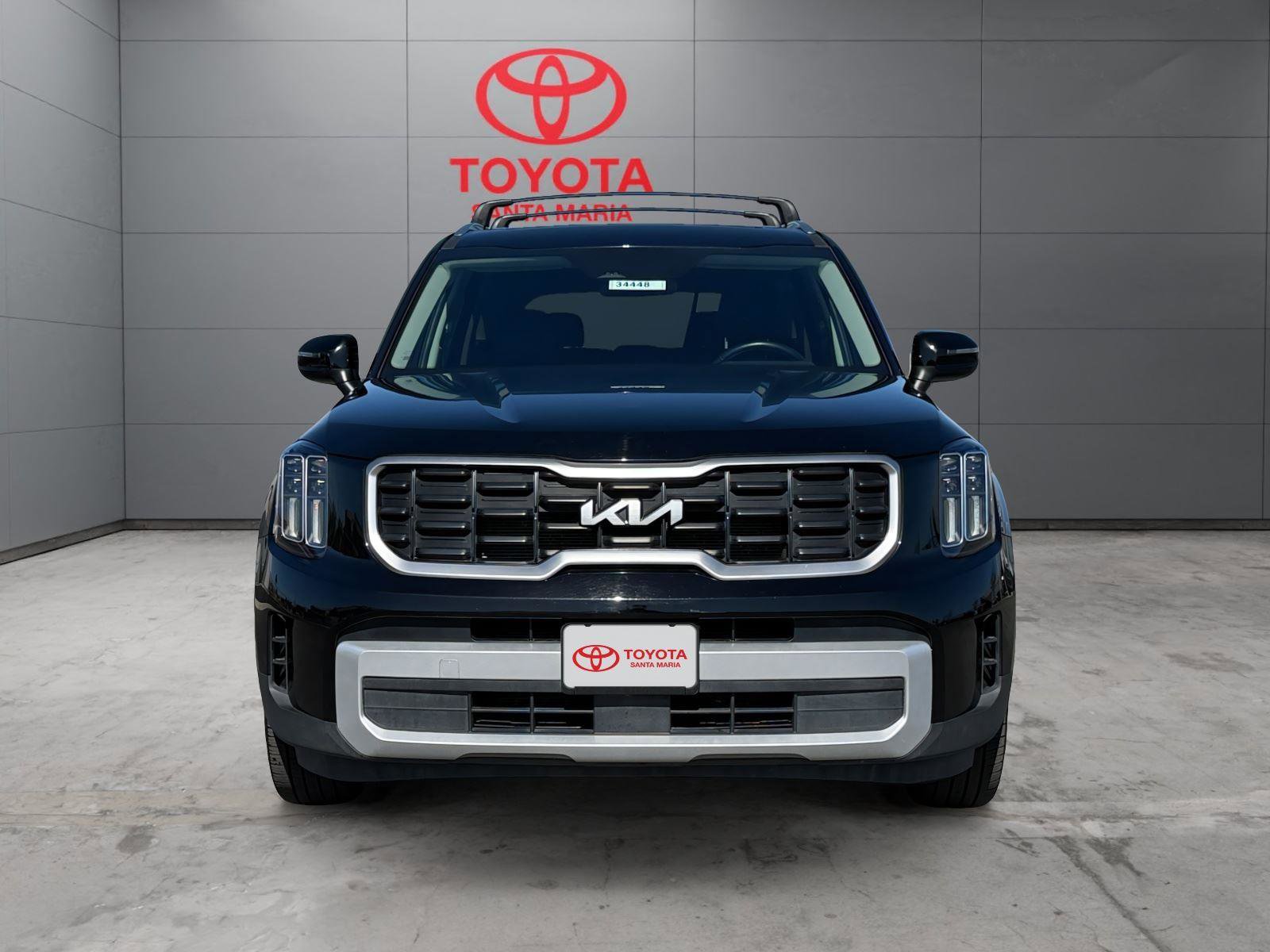 Used 2025 Kia Telluride S image 3