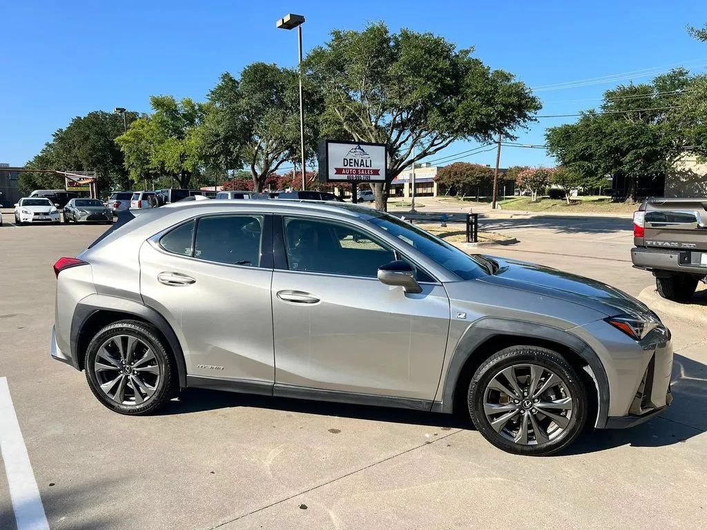 Used 2020 Lexus UX 250h F Sport AWD/4WD image 5