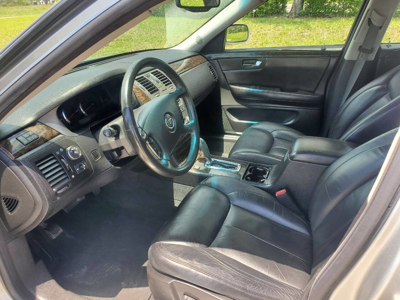 Used 2008 Cadillac DTS Luxury I image 11