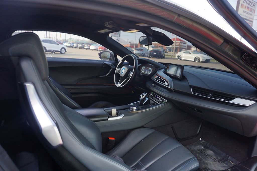 Used 2015 BMW i8 image 7