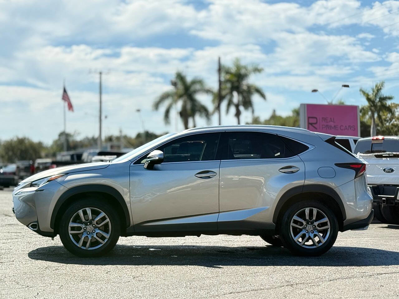 Used 2016 Lexus NX 200t FWD image 4
