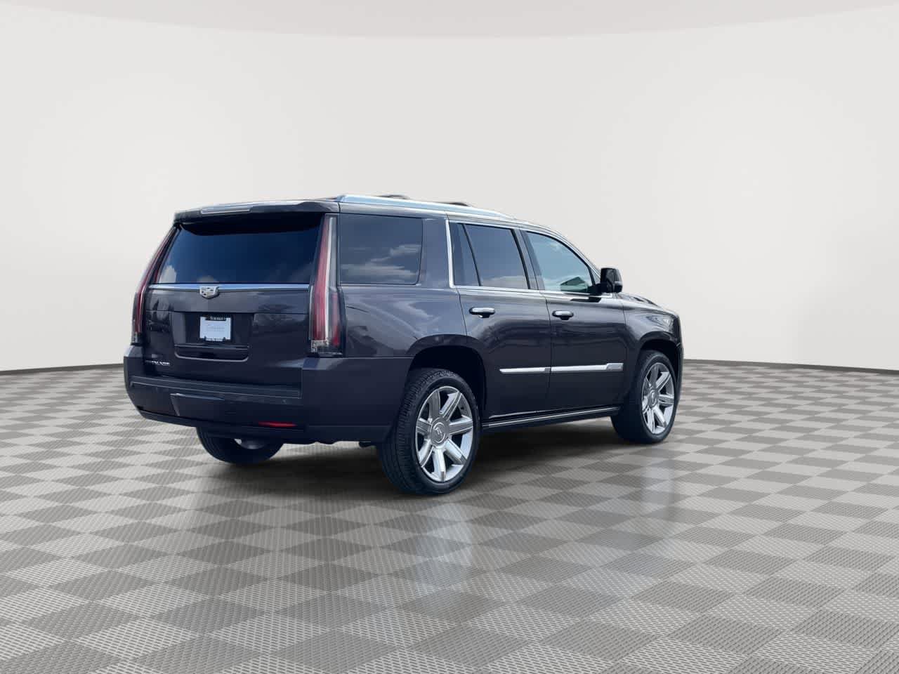 Used 2015 Cadillac Escalade Premium AWD/4WD image 8