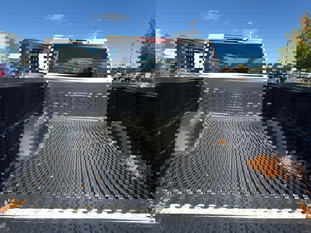 Used 2024 Chevrolet Silverado 2500 LT image 28