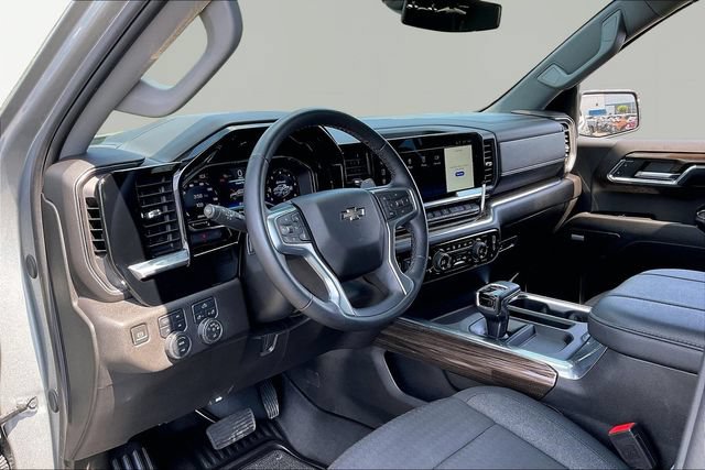 Used 2024 Chevrolet Silverado 1500 RST w/ Convenience Package II AWD/4WD image 12