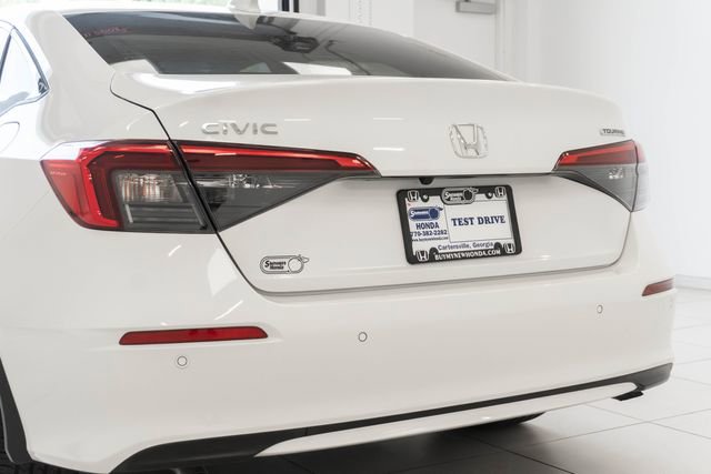 Used 2023 Honda Civic Touring image 9