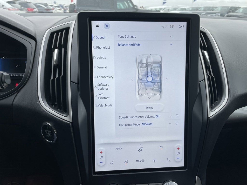 Used 2023 Ford Edge SEL image 16