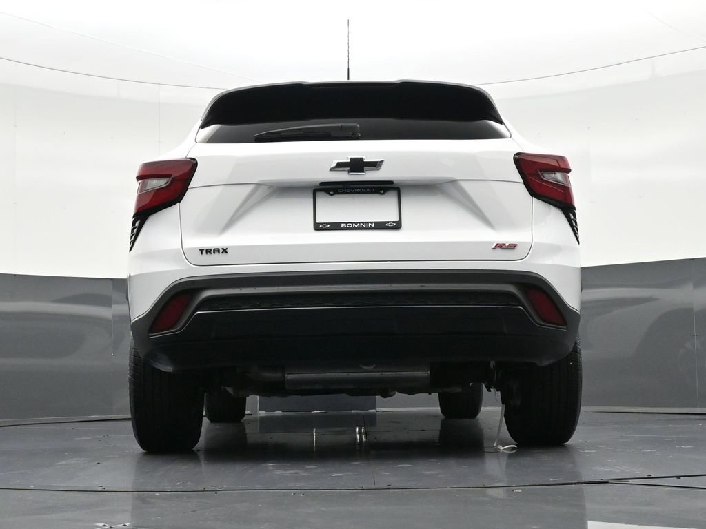 Used 2025 Chevrolet Trax RS w/ Driver Confidence Package image 31