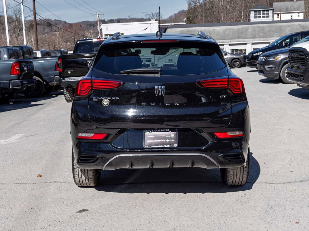 Used 2024 Buick Encore GX Sport Touring image 5