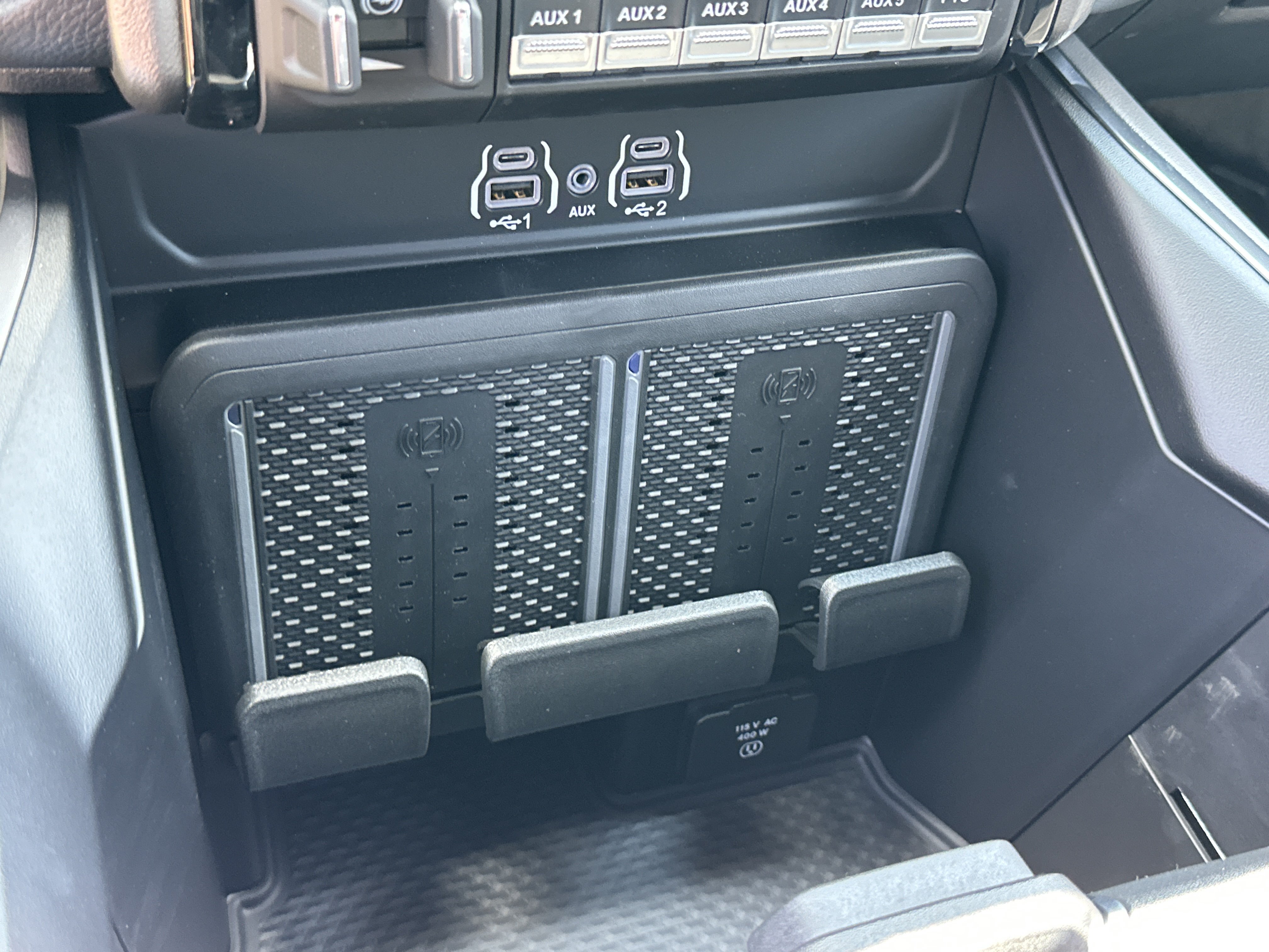 New 2027 RAM 5500 4x4 Crew Cab w/ Laramie Trim Package image 8