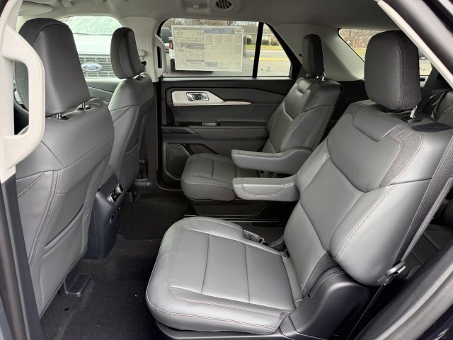 New 2026 Ford Explorer Active w/ Active Comfort Package AWD/4WD image 18