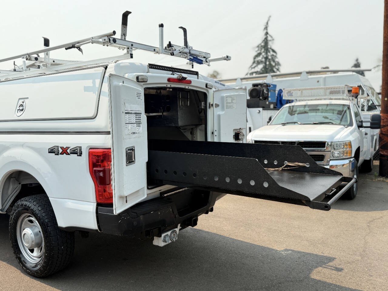 Used 2019 Ford F350 XL w/ Power Equipment Group AWD/4WD image 12