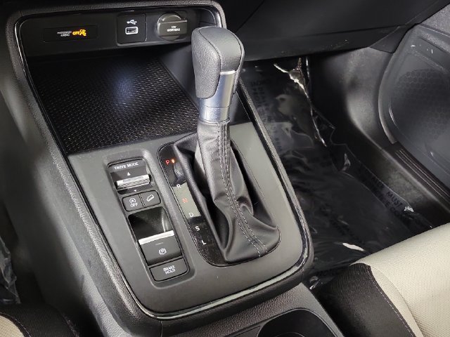 Used 2025 Honda CR-V LX image 30