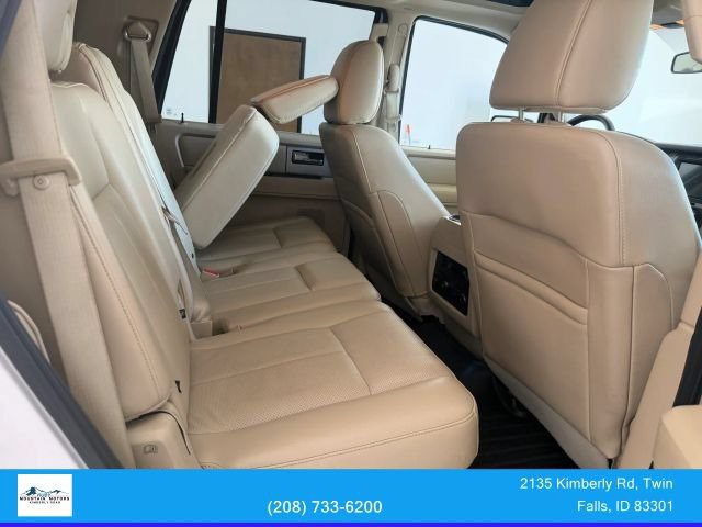 Used 2017 Ford Expedition Limited w/ Equipment Group 301A AWD/4WD image 31