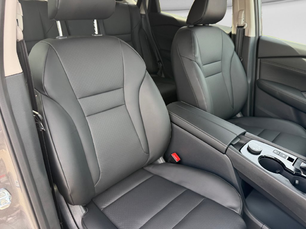 New 2027 Nissan Rogue Dark Armor AWD/4WD image 16