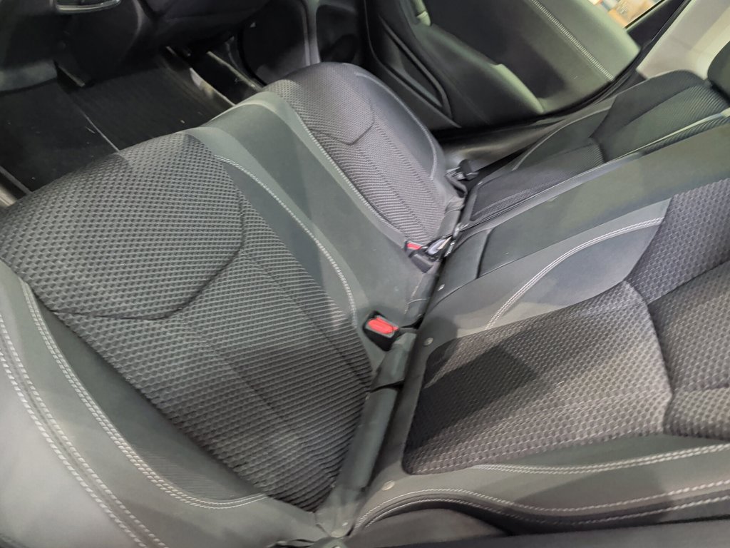 Used 2019 Subaru Forester Premium AWD/4WD image 7