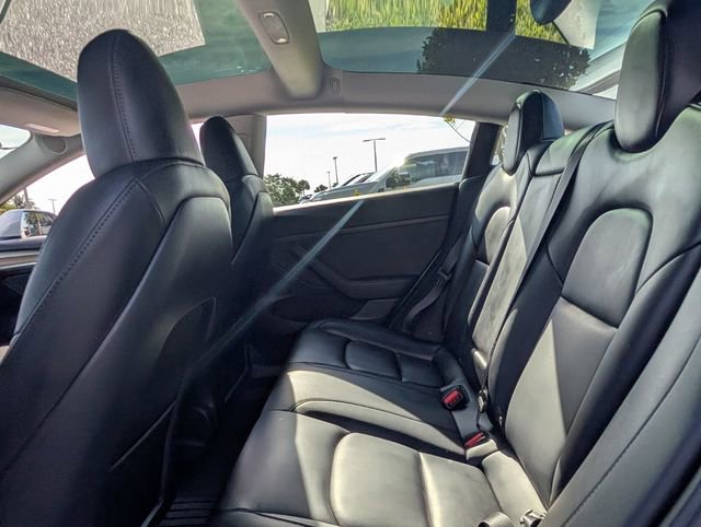 Used 2023 Tesla Model 3 Standard Range RWD image 7
