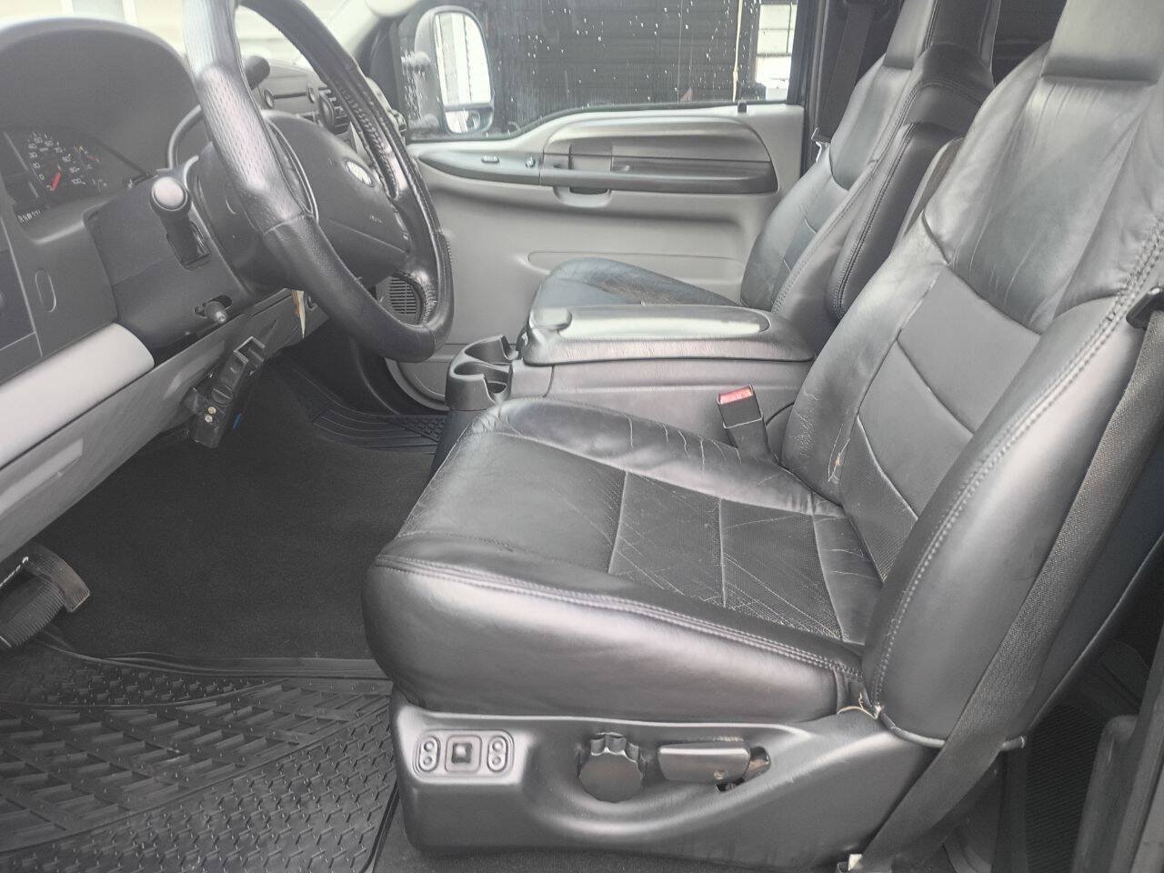 Used 2005 Ford F250 XLT AWD/4WD image 9
