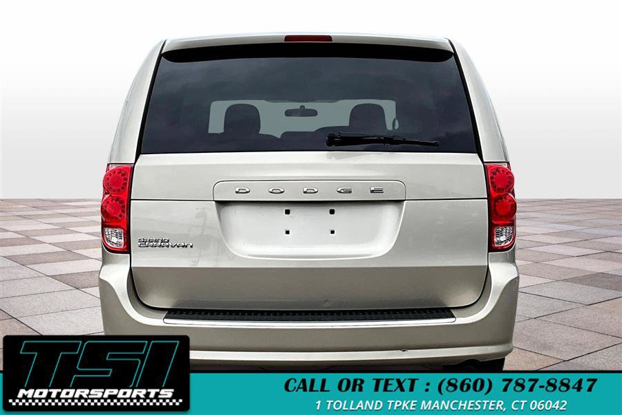 Used 2012 Dodge Grand Caravan SE image 4