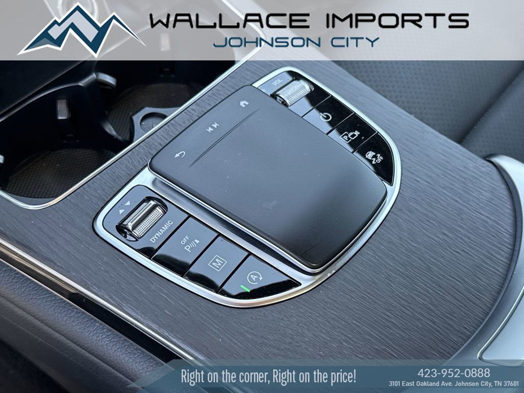 Used 2021 Mercedes-Benz GLC 300 4MATIC image 29
