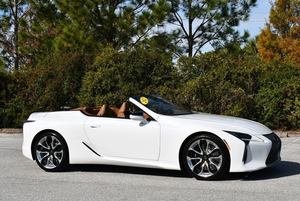 Used 2022 Lexus LC 500 Convertible image 8