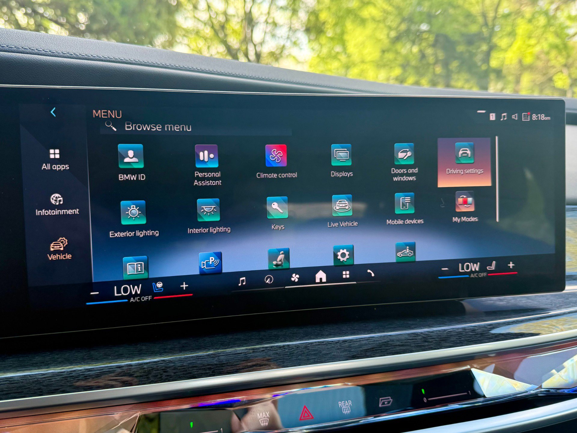 Used 2025 BMW 760i xDrive w/ Executive Package AWD/4WD image 22