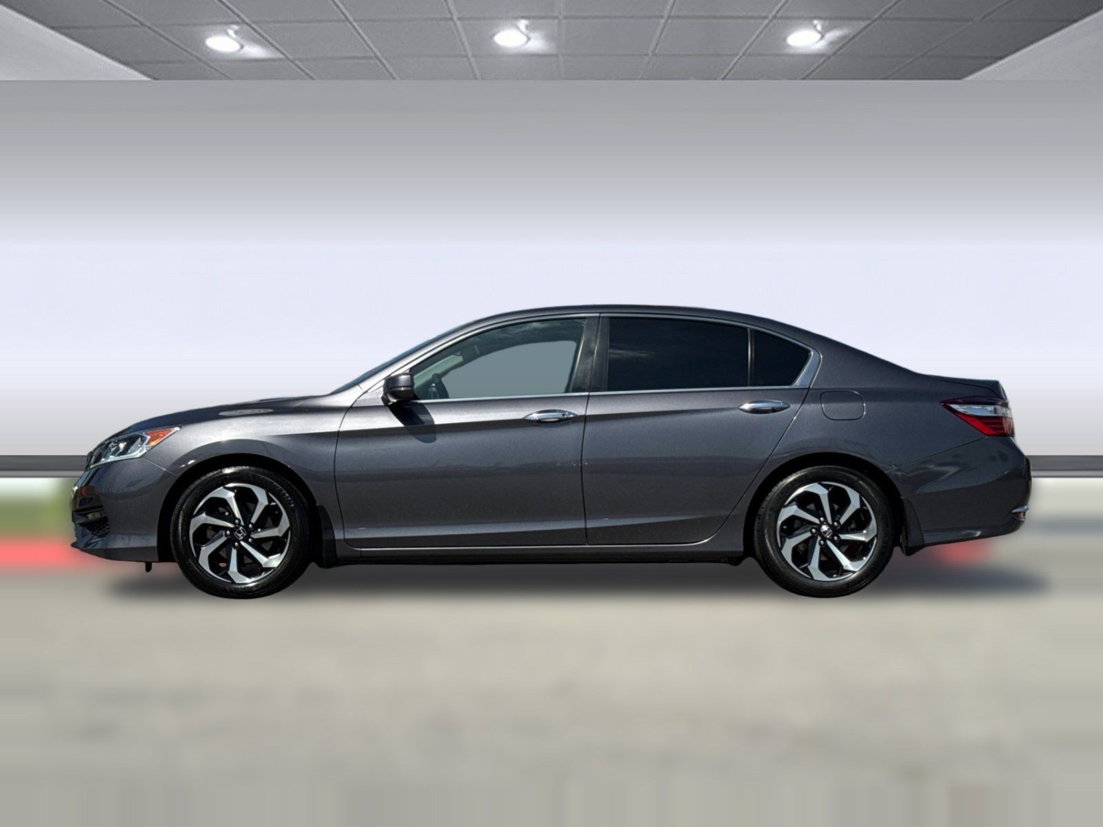 Used 2017 Honda Accord EX image 2