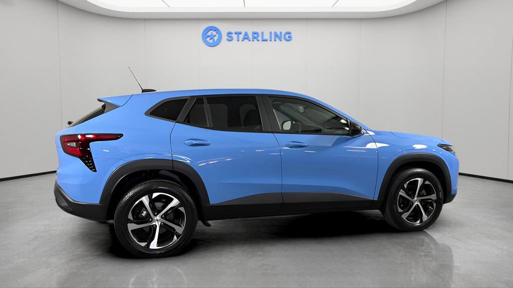 Certified 2024 Chevrolet Trax RS w/ Driver Confidence Package FWD image 11