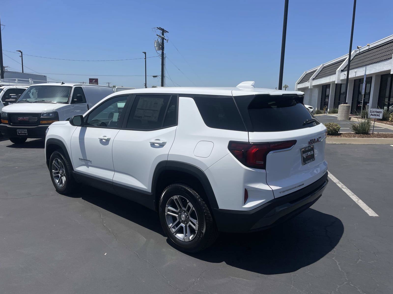 New 2027 GMC Terrain Elevation AWD/4WD image 7
