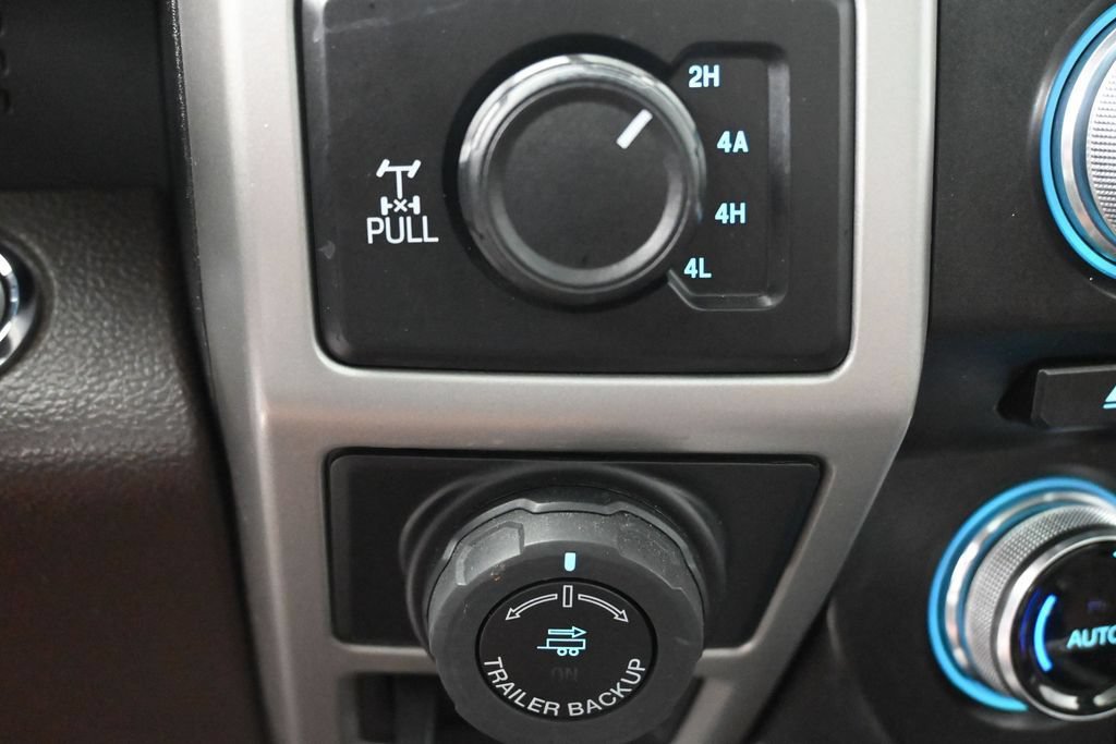 Used 2018 Ford F150 King Ranch w/ Equipment Group 601A Luxury AWD/4WD image 25