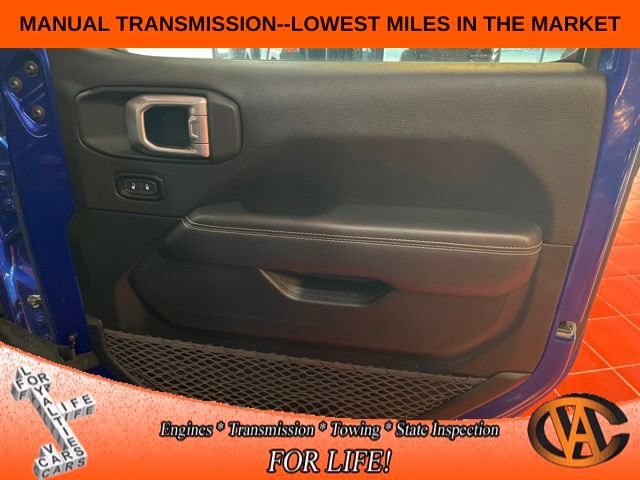 Used 2020 Jeep Wrangler Unlimited Sahara AWD/4WD image 13