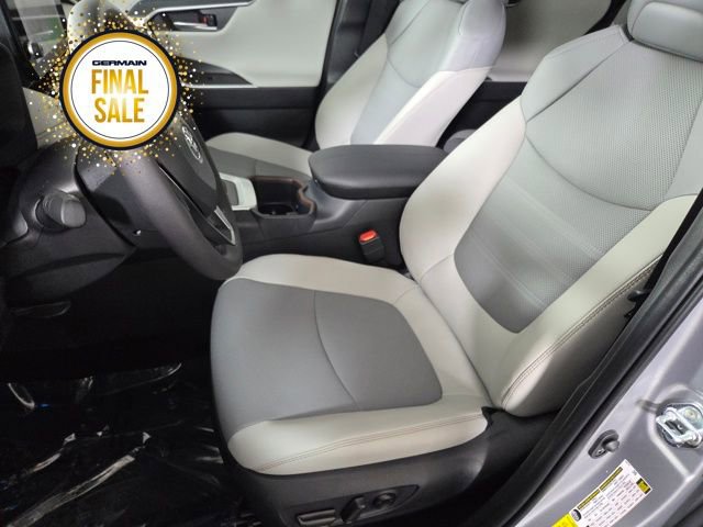 Used 2025 Toyota RAV4 Limited w/ Weather Package image 16