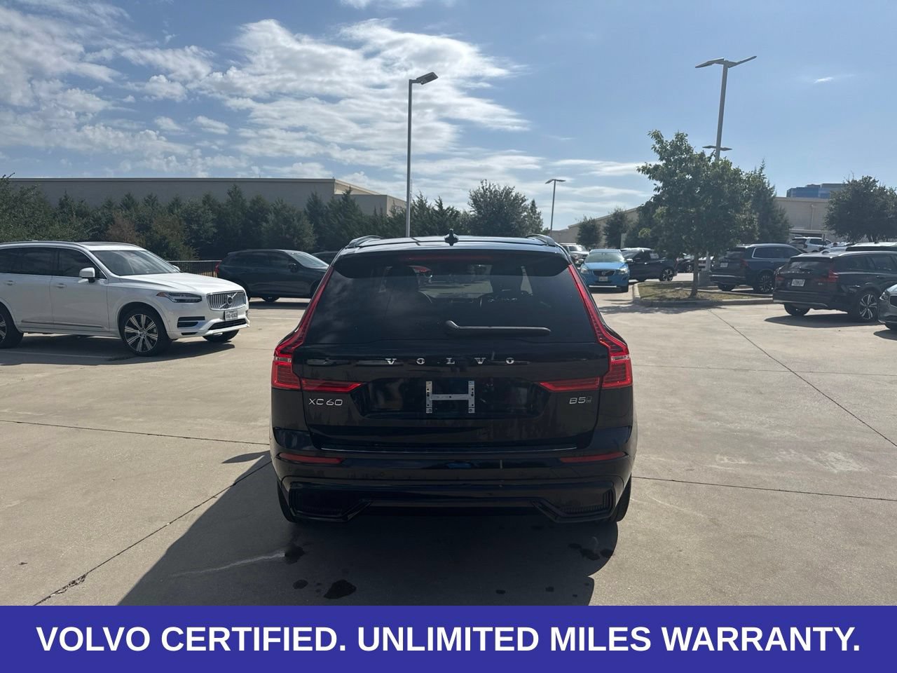 Certified 2024 Volvo XC60 B5 Plus w/ Protection Package Premier AWD/4WD image 6