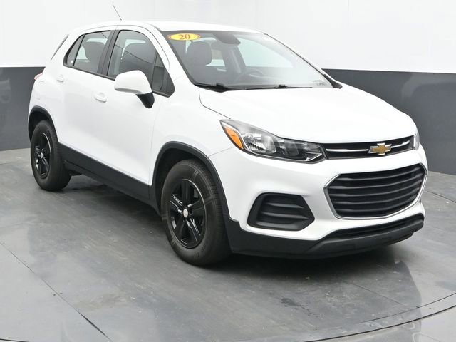 Used 2020 Chevrolet Trax LS FWD image 2