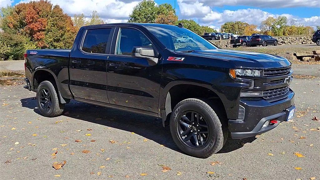 Certified 2019 Chevrolet Silverado 1500 LT Trail Boss image 2