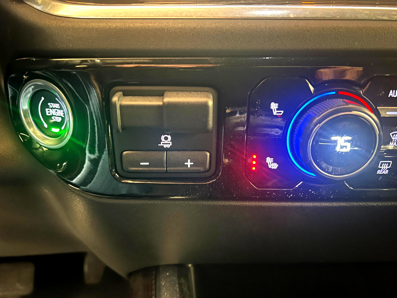 Used 2022 Chevrolet Silverado 1500 RST image 36