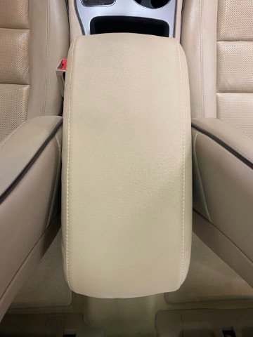 Used 2020 Jeep Grand Cherokee Overland RWD image 24