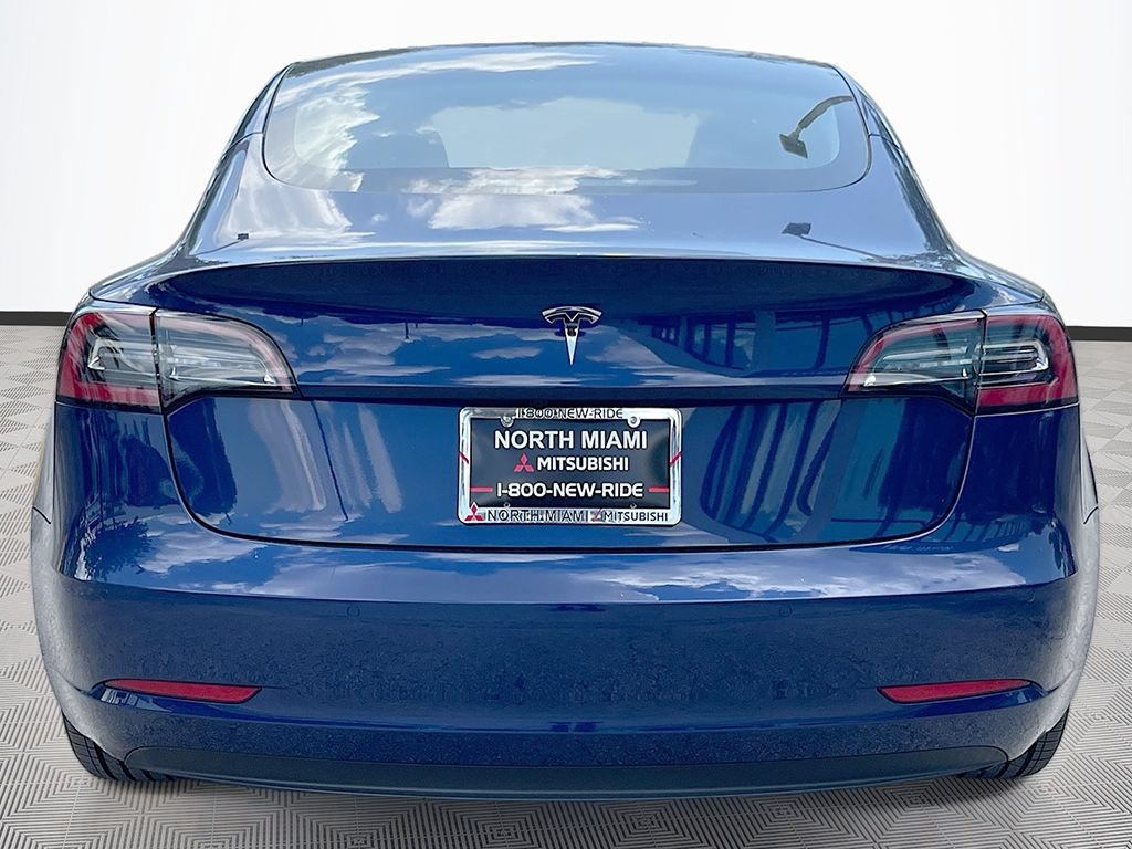Used 2022 Tesla Model 3 Standard Range RWD image 11