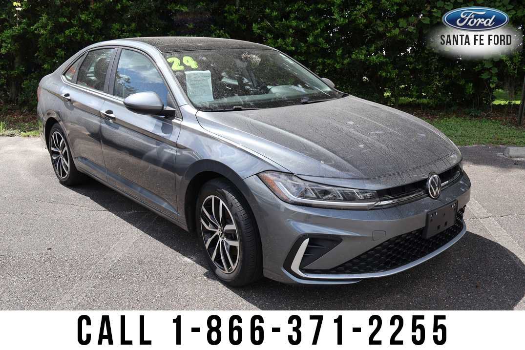 Used 2025 Volkswagen Jetta SE FWD image 5