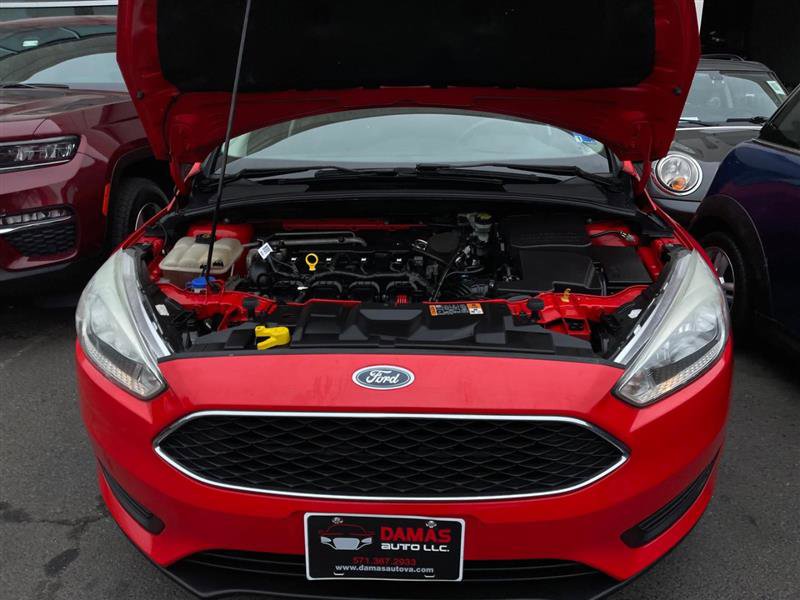 Used 2015 Ford Focus SE image 78