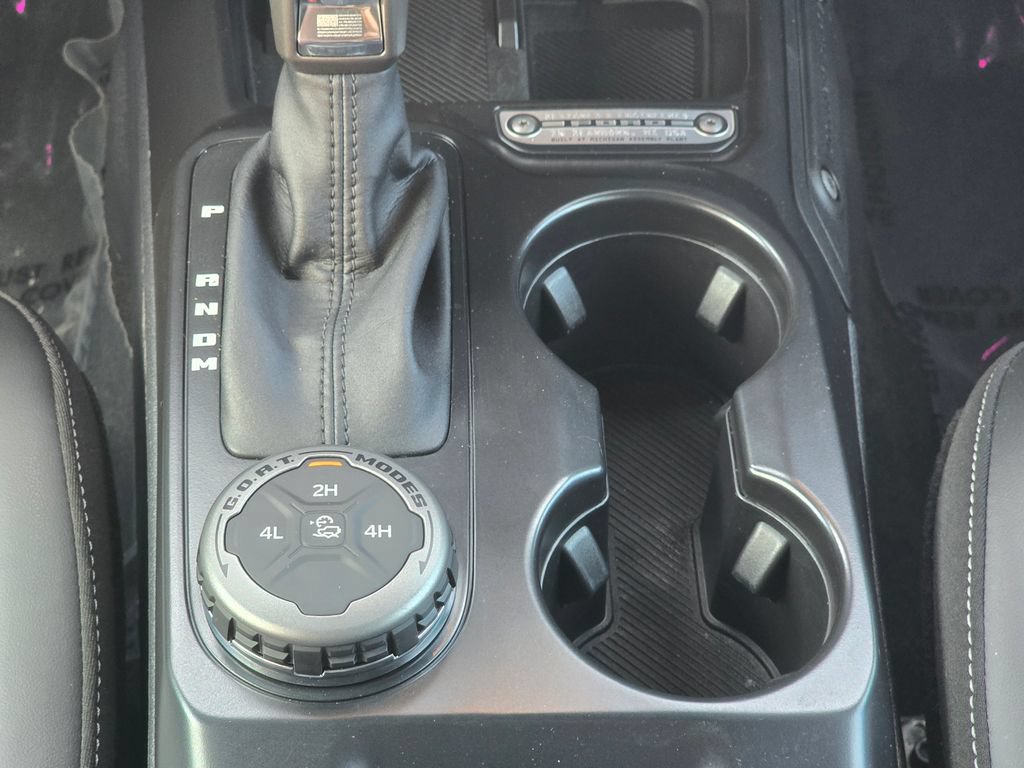 Used 2025 Ford Bronco Outer Banks AWD/4WD image 36