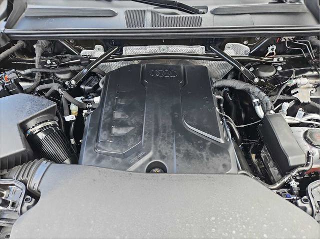 Certified 2025 Audi Q5 Premium AWD/4WD image 37