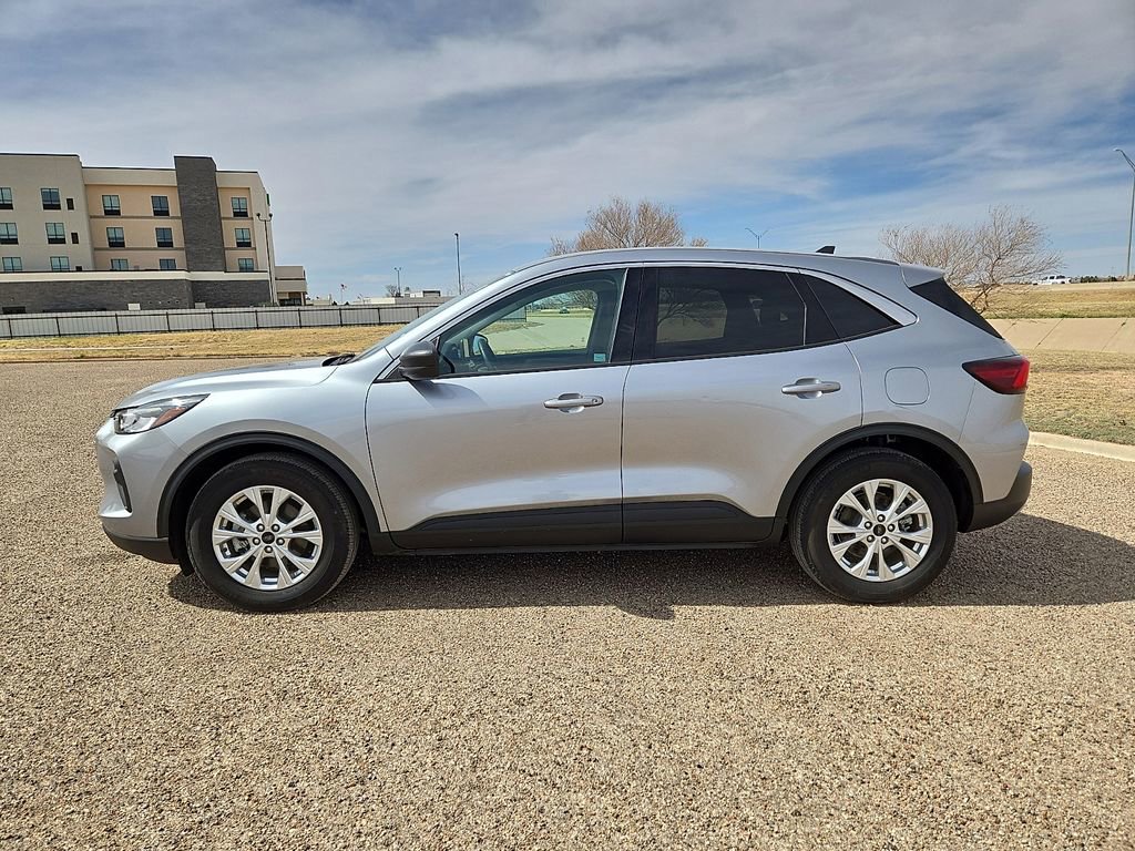 Used 2023 Ford Escape Active image 2