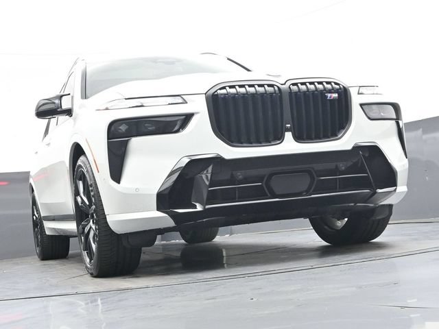Used 2025 BMW X7 M60i AWD/4WD image 50