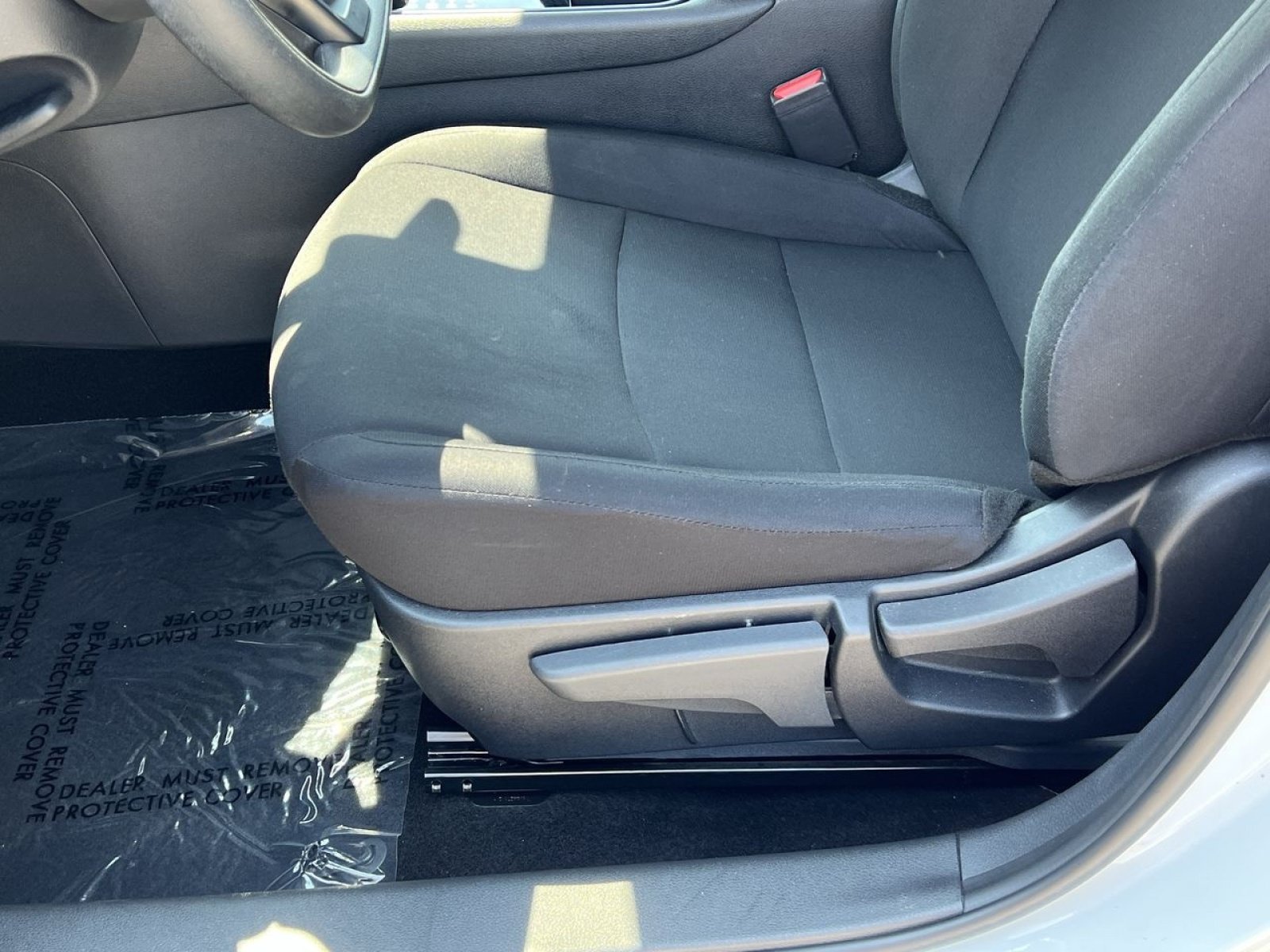 Used 2025 Nissan Sentra S FWD image 11