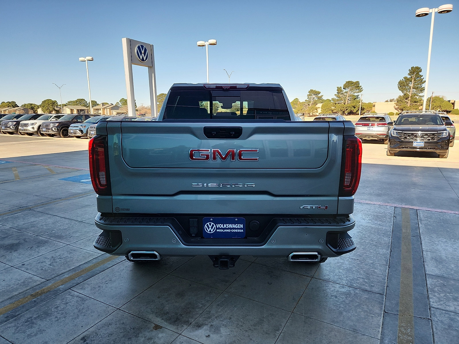 Used 2023 GMC Sierra 1500 AT4 w/ AT4 Premium Package image 6