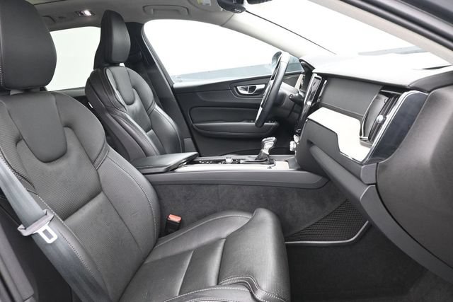 Used 2021 Volvo XC60 T5 Inscription w/ Protection Package Premier FWD image 33