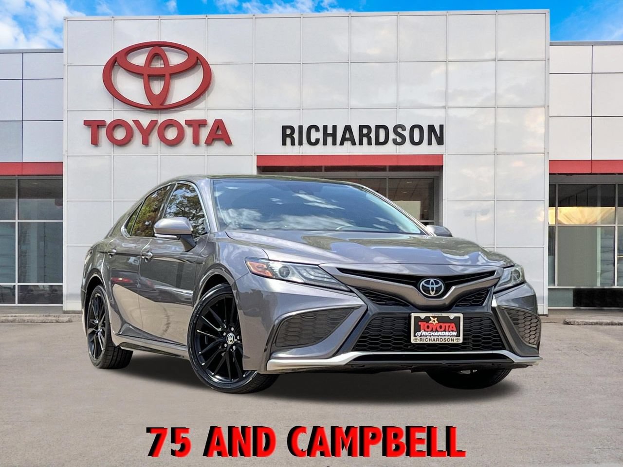 Used 2021 Toyota Camry XSE FWD image 1