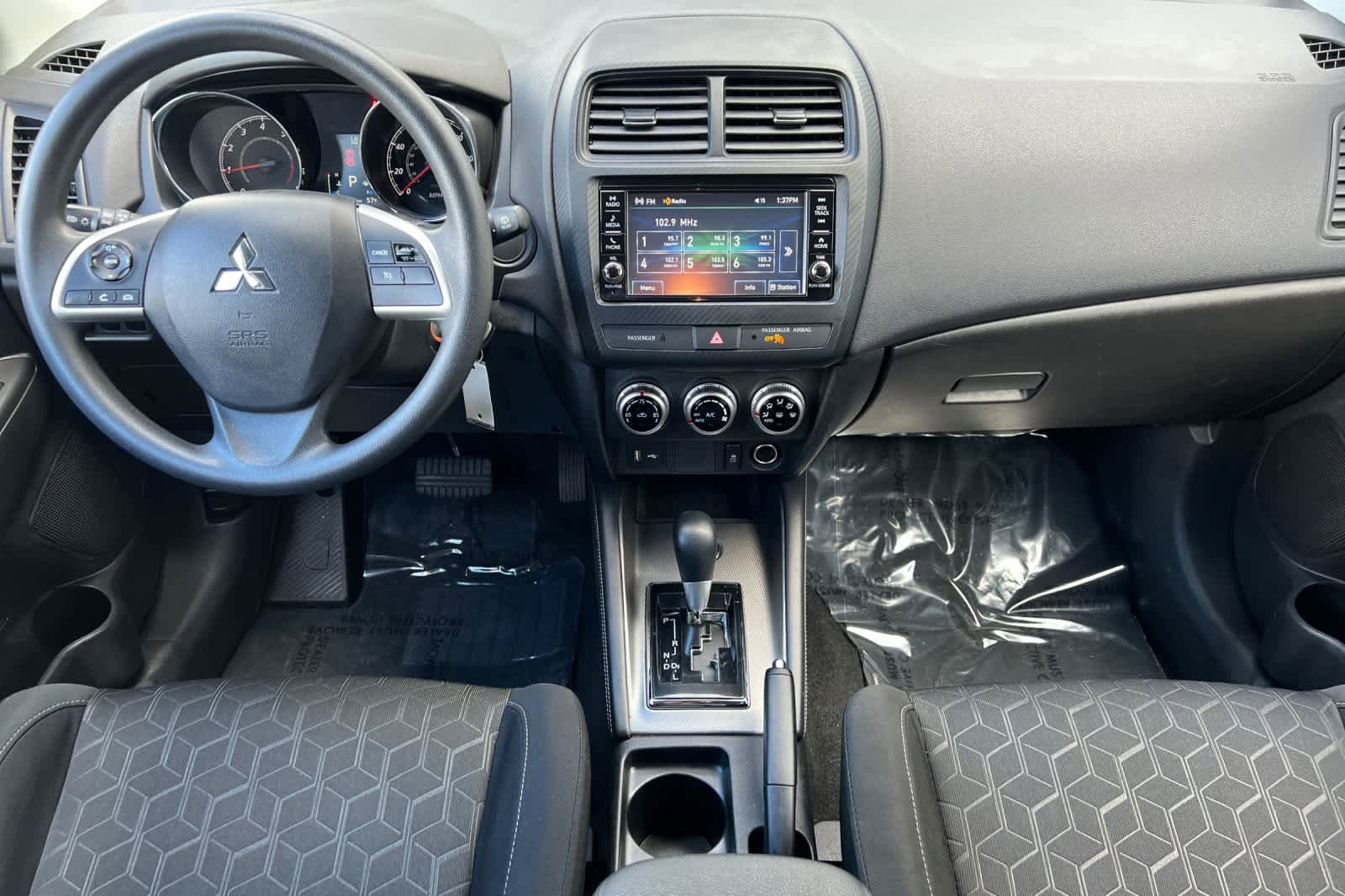 Used 2024 Mitsubishi Outlander Sport ES AWD/4WD image 3